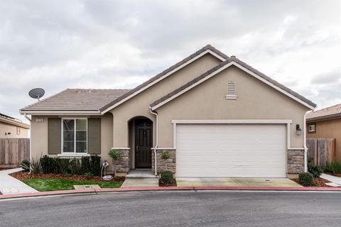 3090 Mount Rainier Ln, Clovis, CA 93619 photo 1