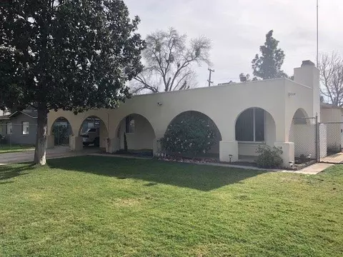 94 E Hampton Way, Fresno, CA 93704 photo 1