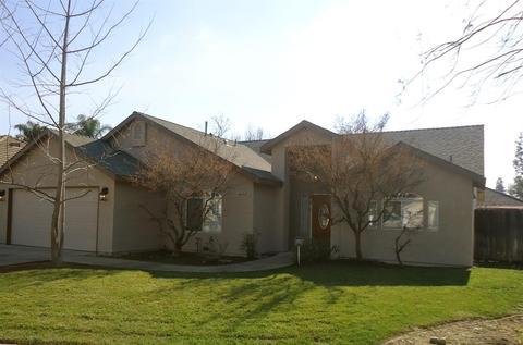 1319 Jackson St, Selma, CA 93662 photo 1
