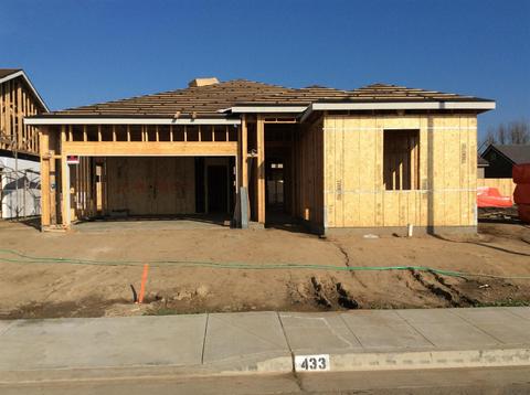 433 Bo Tree Ln, Madera, CA 93637 photo 1