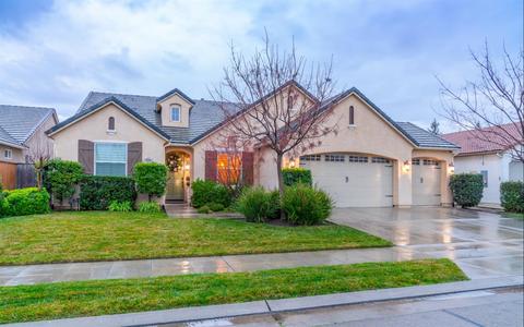 4002 Serena Ave, Clovis, CA 93619 photo 1