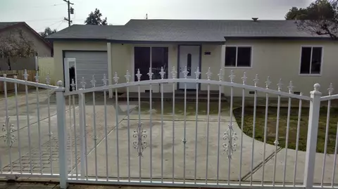 4776 E Lowe Ave, Fresno, CA 93702 photo 1