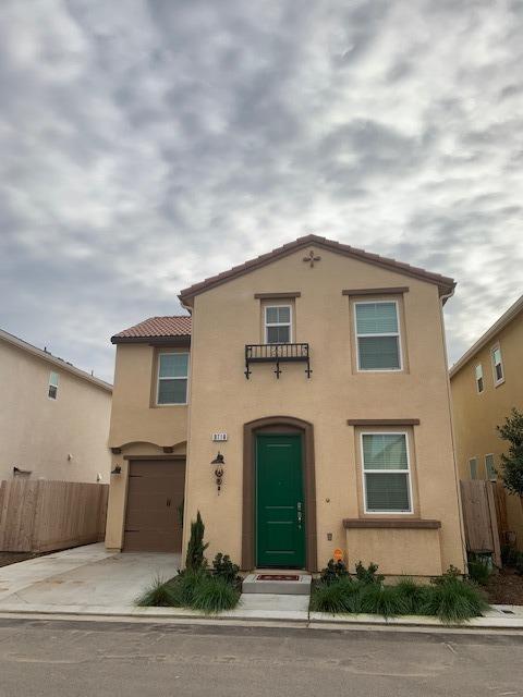 3718 Friendship Ln, Clovis, CA 93619 photo 1