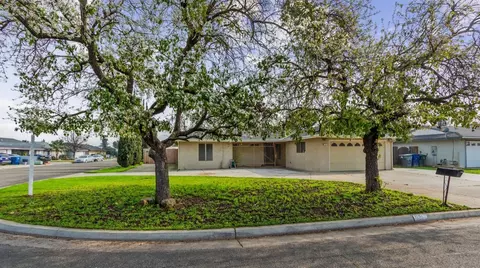 1121 Kadota, Madera, CA 93638 photo 1