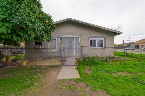 830 Sonora St, Madera, CA 93638 photo 1