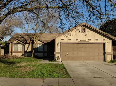 1335 Colombard Dr, Madera, CA 93637 photo 1