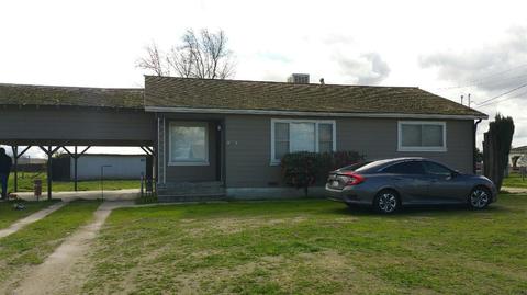 8819 E Dinuba Ave, Selma, CA 93662 photo 1