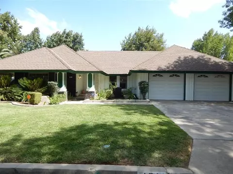 121 Mainberry Dr, Madera, CA 93637 photo 1