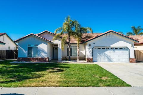 1109 E Cinnamon Dr, Lemoore, CA 93245 photo 1