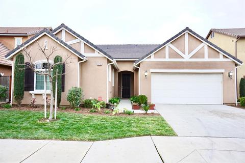 3774 Richmond Ave, Clovis, CA 93619 photo 1