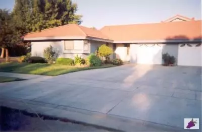 901 Barnett Way, Madera, CA 93637 photo 1