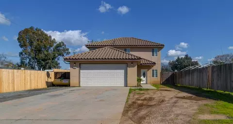 16963 Crystal Dr, Madera, CA 93638 photo 1
