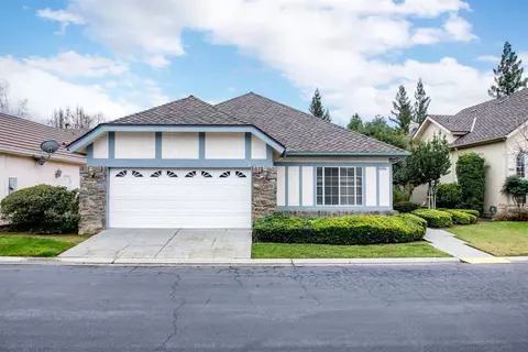 2362 Dawson Cove Ln, Clovis, CA 93611 photo 1