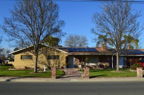401 E Firebaugh, Exeter, CA 93221 photo 1