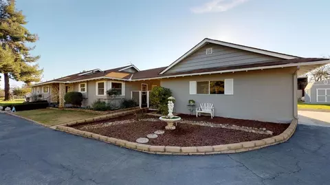 5281 Greenwood Ave, Clovis, CA 93619 photo 1