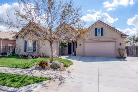 2528 Warner Ave, Clovis, CA 93611 photo 1