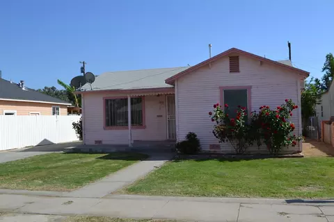 348 Harrison St, Coalinga, CA 93210 photo 1