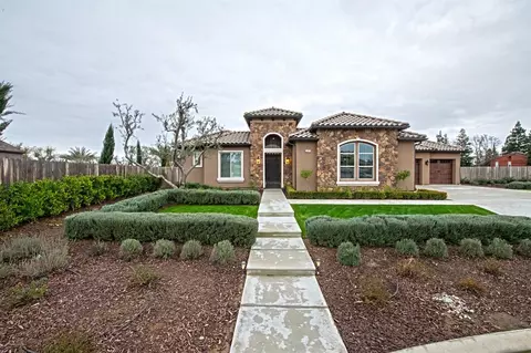 1926 Powers Ave, Clovis, CA 93619 photo 1