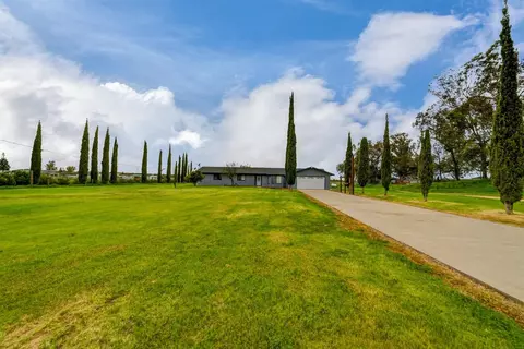 20924 Olympia Rd, Madera, CA 93638 photo 1