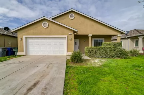 58 Wallace Ave, Madera, CA 93638 photo 1