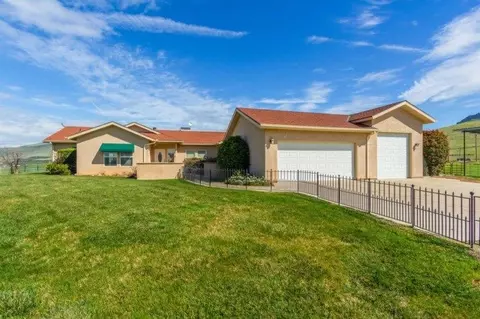 28359 Thermal Rd, Sanger, CA 93657 photo 1