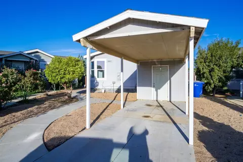 16660 Almond St, Huron, CA 93234 photo 1