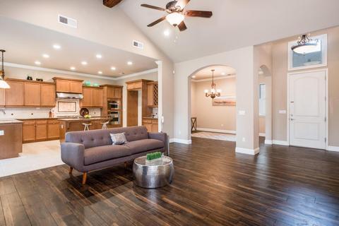 455 W Kelly Ave, Clovis, CA 93611 photo 1