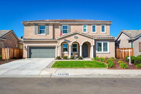 166 N Oxford Ave, Clovis, CA 93612 photo 1