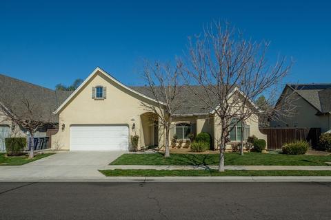 535 W Trenton Ave, Clovis, CA 93619 photo 1