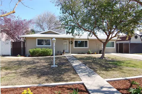 273 Cherry Ln, Clovis, CA 93612 photo 1