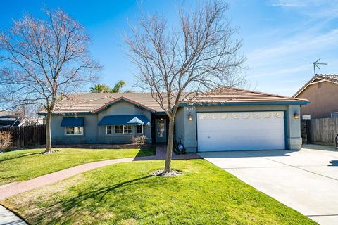690 Monterey Ln, Lemoore, CA 93245 photo 1