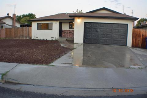 2931 Paula Dr, Clovis, CA 93612 photo 1