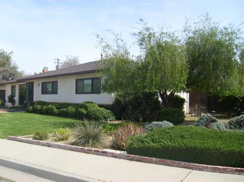 15466 W C St, Kerman, CA 93630 photo 1