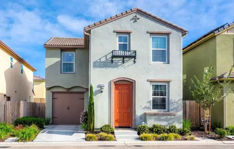 3523 Generosity Way, Clovis, CA 93619 photo 1