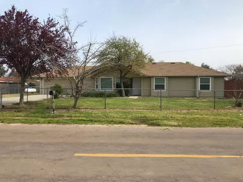 25742 El Vado Dr, Madera, CA 93638 photo 1