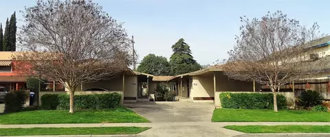712 Woodworth Ave, Clovis, CA 93612 photo 1