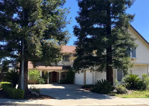 451 Burl Ave, Clovis, CA 93611 photo 1