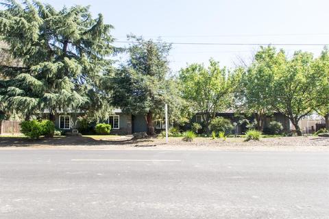 36766 Kensington Dr, Madera, CA 93636 photo 1