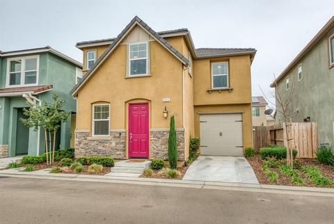 3512 Significant Way, Clovis, CA 93619 photo 1