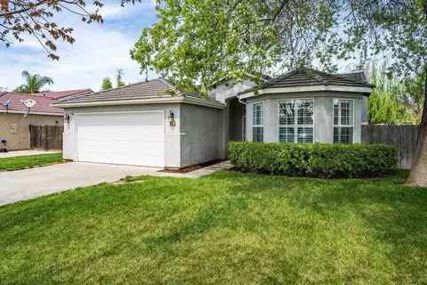 862 Wexford Dr, Lemoore, CA 93245 photo 1