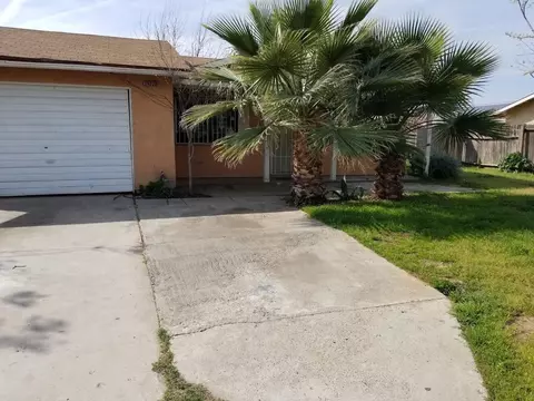 29320 Anapola Ct, Madera, CA 93638 photo 1