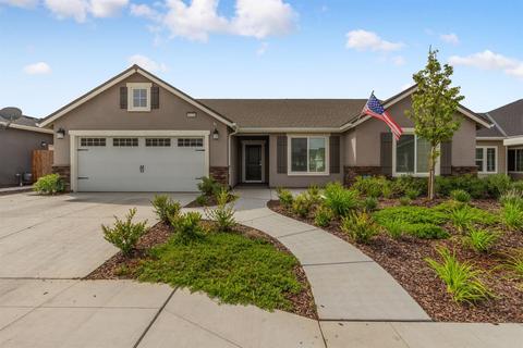 4128 Rall Ave, Clovis, CA 93619 photo 1