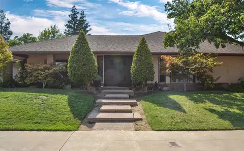 360 Pierce Dr, Clovis, CA 93612 photo 1
