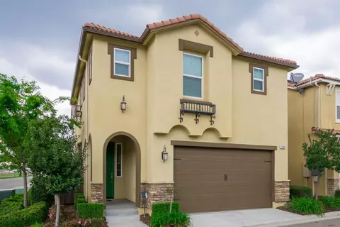 1506 N Piccadilly Ln, Clovis, CA 93619 photo 1