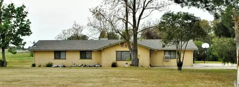 15250 Monreal Rd, Madera, CA 93636 photo 1