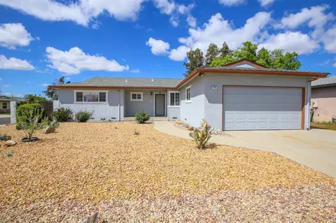 1724 Laverne Ave, Clovis, CA 93611 photo 1