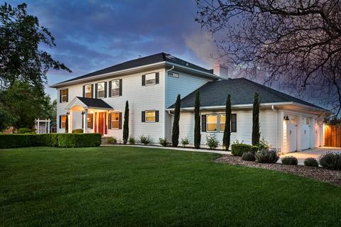 8367 E Paul Ave, Clovis, CA 93619 photo 1
