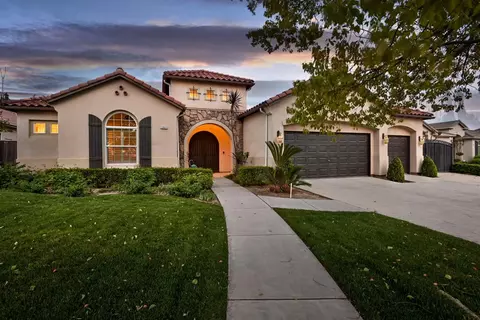 1857 N Megan Ave, Clovis, CA 93619 photo 1