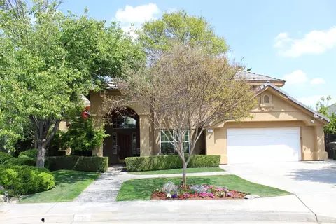 715 Carolina Ave, Clovis, CA 93611 photo 1