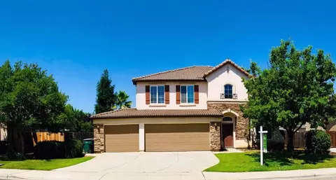 2422 Carson Ave, Clovis, CA 93611 photo 1